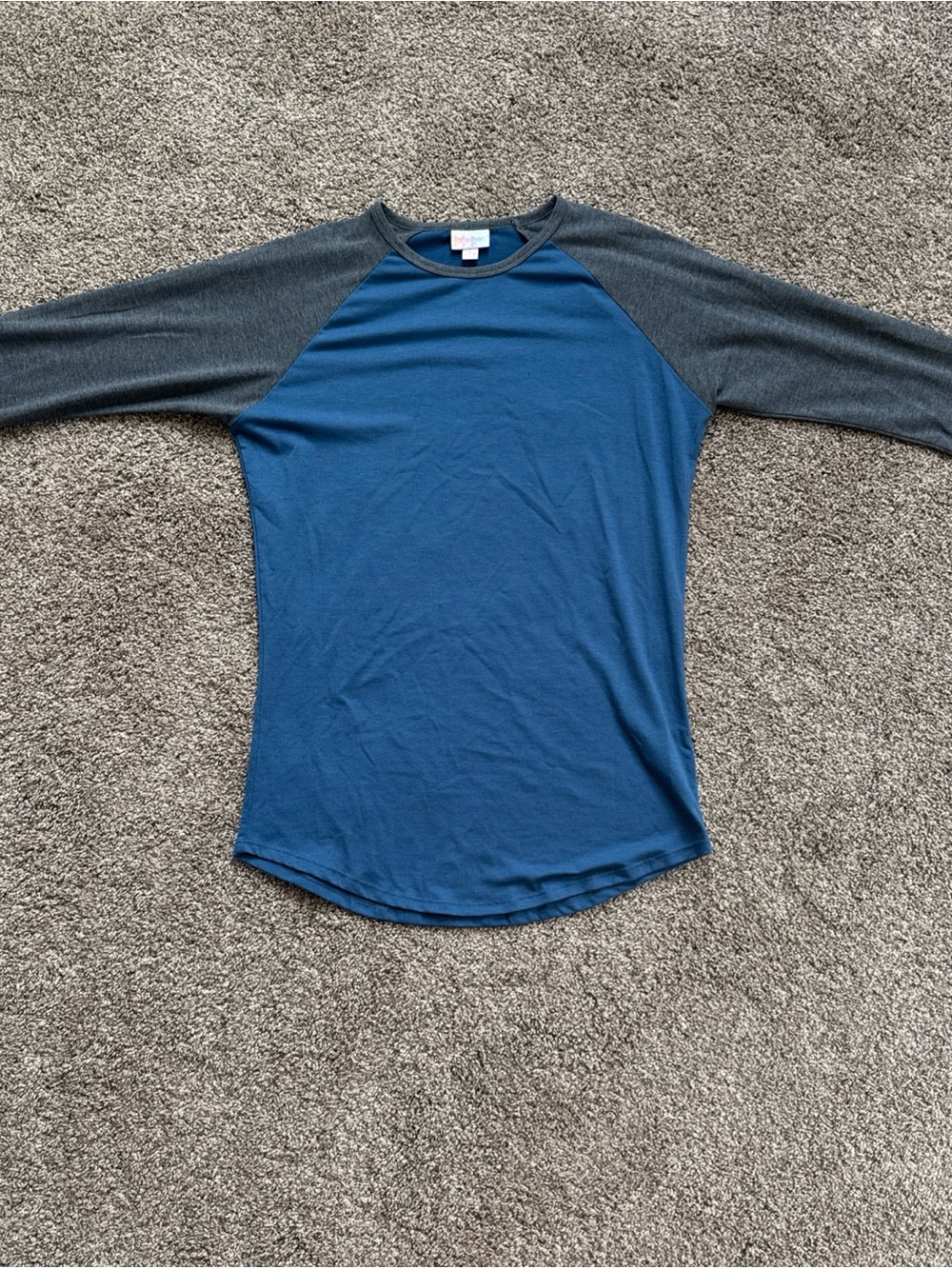 Lularoe Women’s Small Baseball Tee 3/4 Sleeve Blue Gray GUC